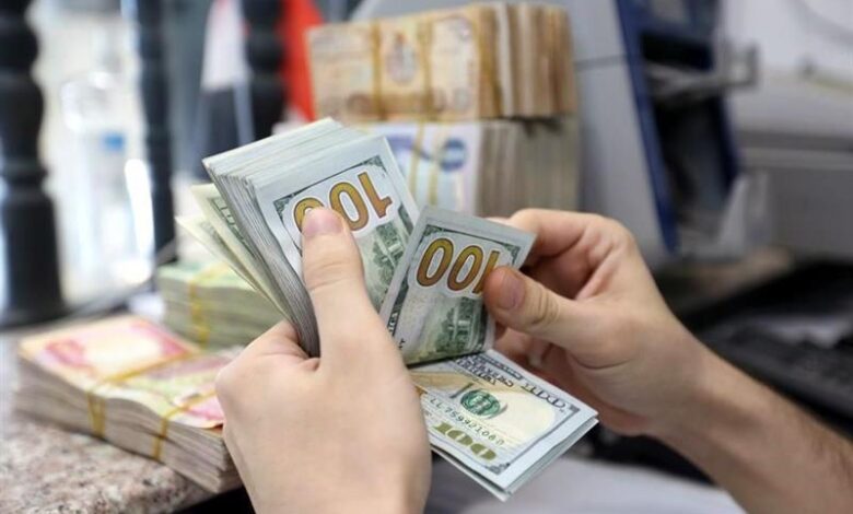 الدولار الامريكي